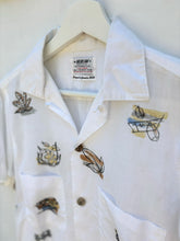 Load image into Gallery viewer, ARROW &#39;Pineapple and Cactus&#39; Resort Shirt. Sz S.